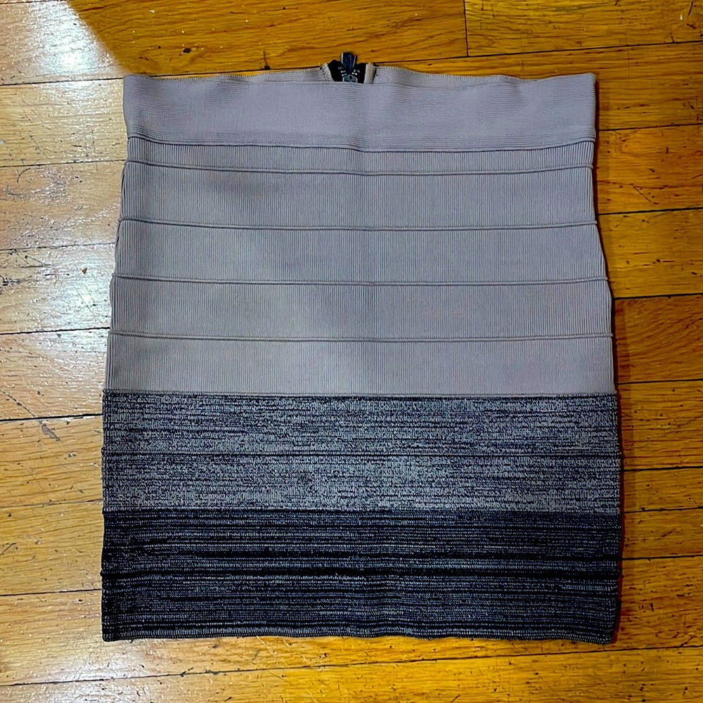 Girls Guess mini fitted Skirt sz M